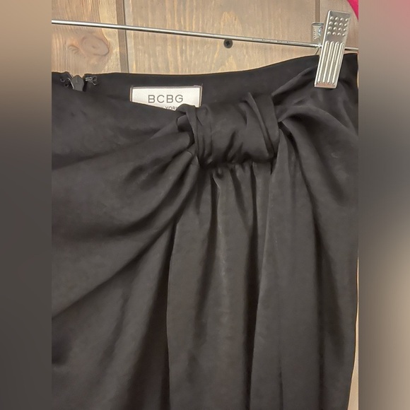 NWT BCBG New York Sarong Front Twist Skirt - Picture 4 of 8